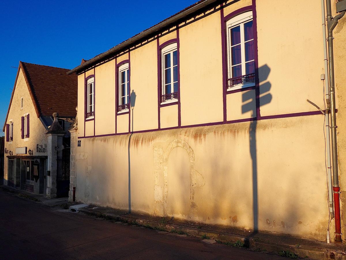 Chambres D'Hotes Les Coutas Mailly-la-Ville Exterior photo