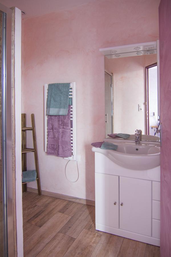 Chambres D'Hotes Les Coutas Mailly-la-Ville Exterior photo