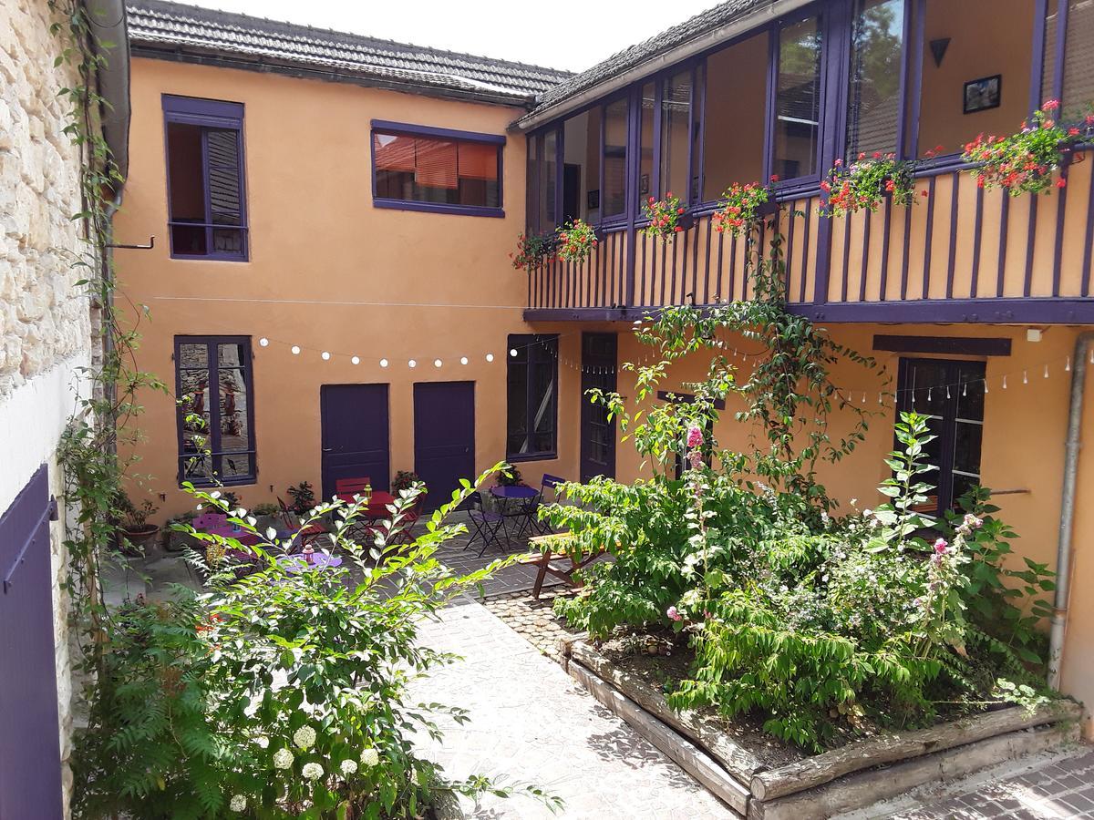 Chambres D'Hotes Les Coutas Mailly-la-Ville Exterior photo
