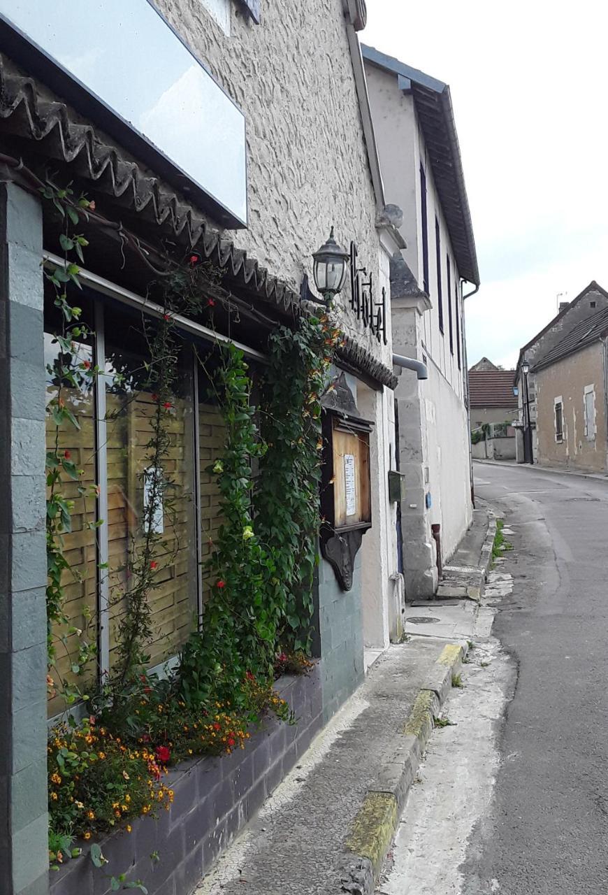 Chambres D'Hotes Les Coutas Mailly-la-Ville Exterior photo